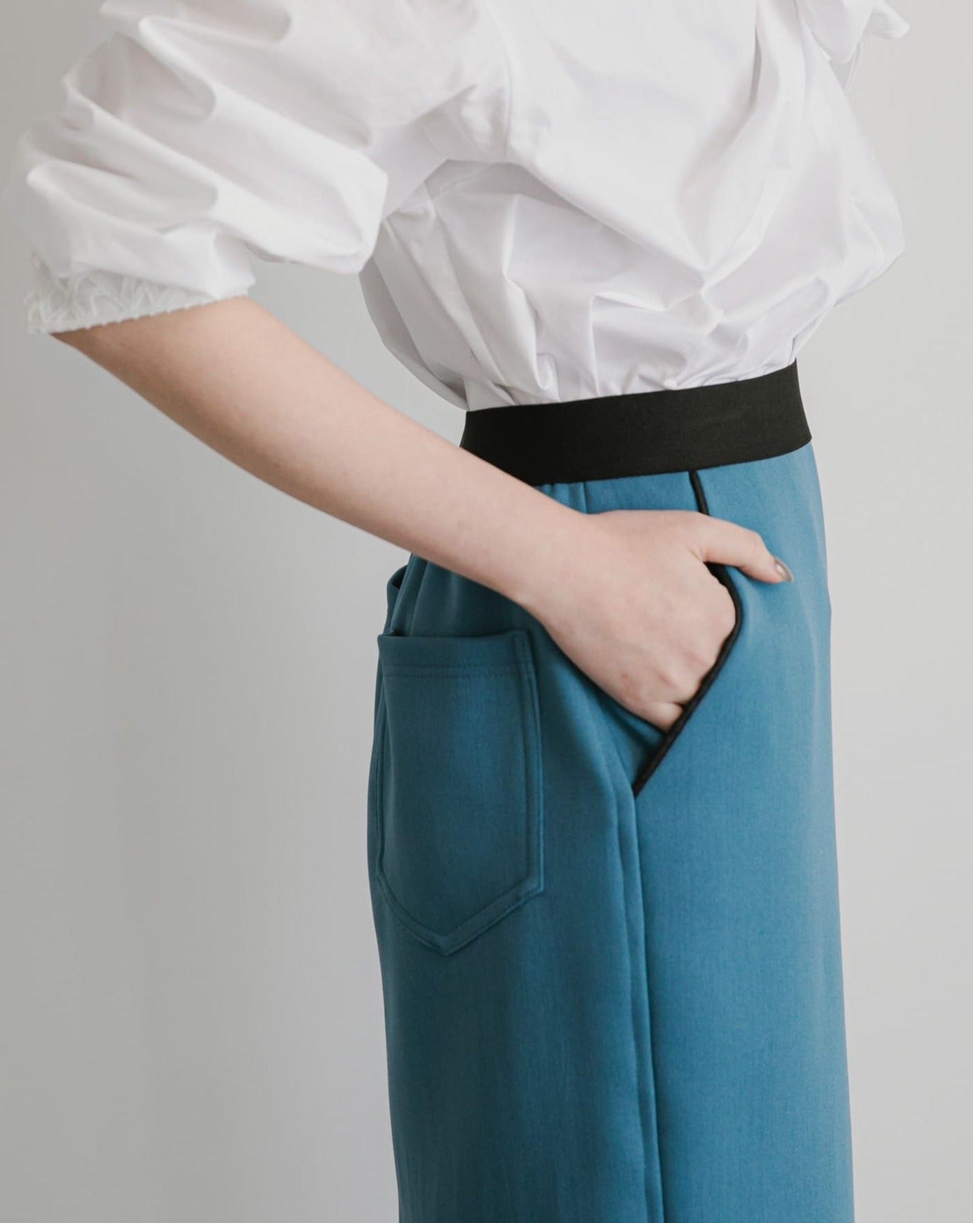 パイピングポケットタイトスカート – Lallia Mù