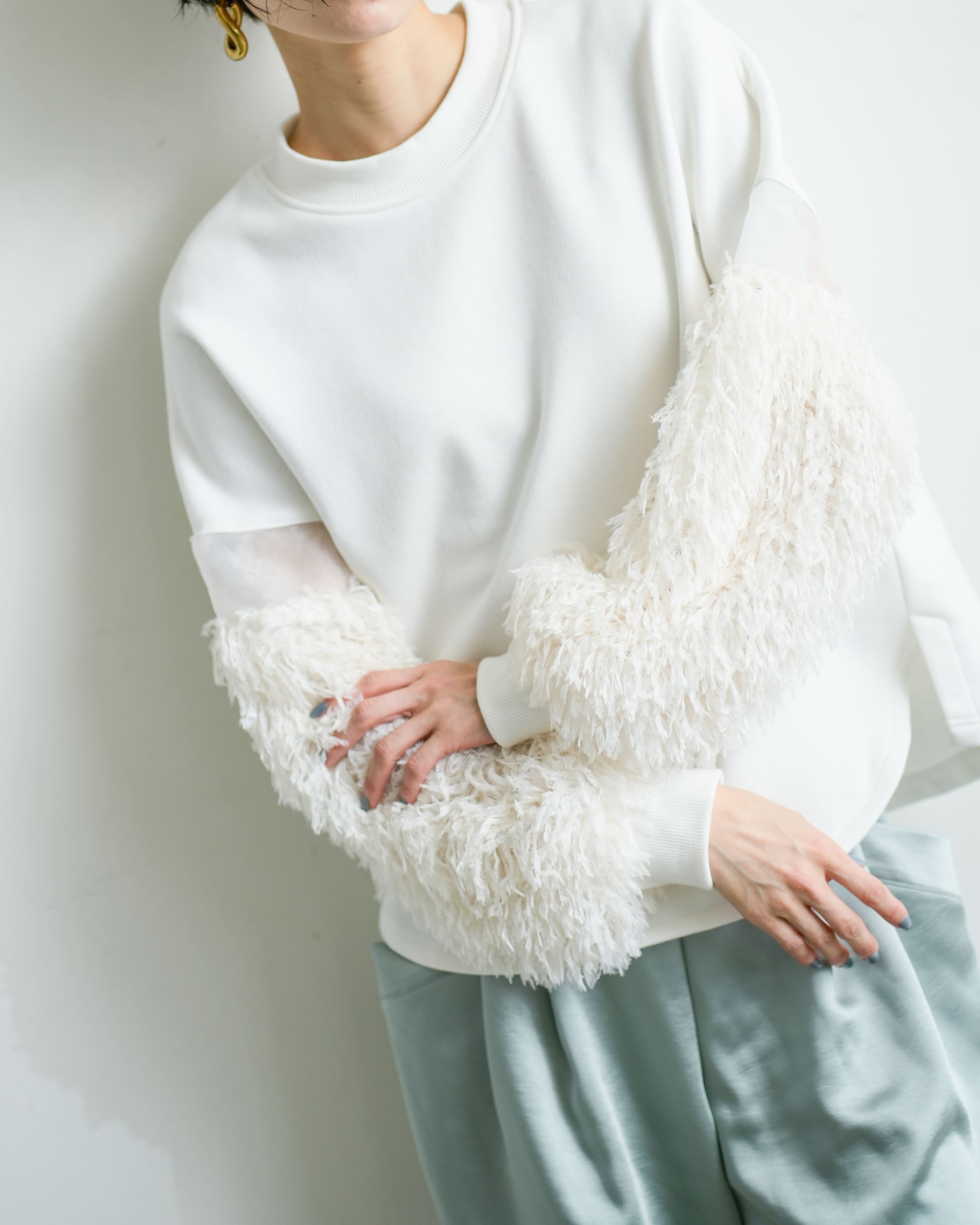 Litmus HerPraha ジャガードスリーブ ホワイト Litmus HerPraha ジャガードスリーブ ホワイト （ジャガード