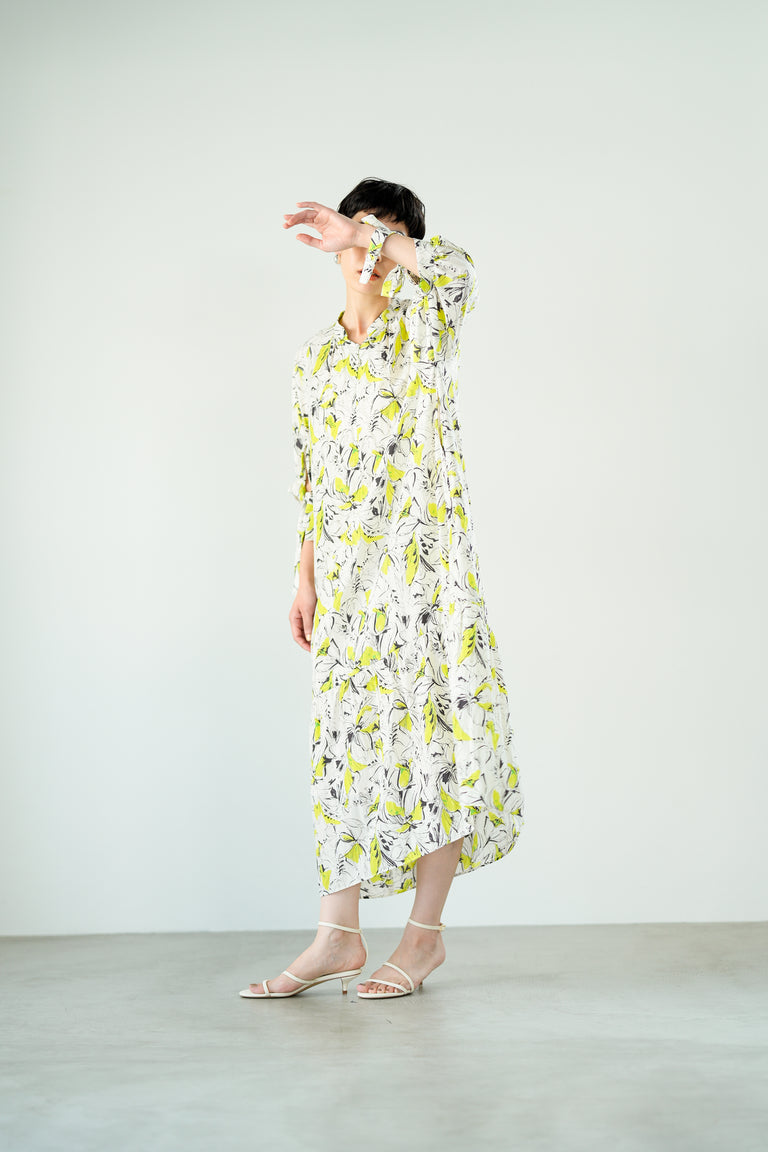 新品　下げ札あり　スリーブ　2WAYブルゾン　グレディブリリアン ラリアムー NEW ARRIVAL – Lallia Mù