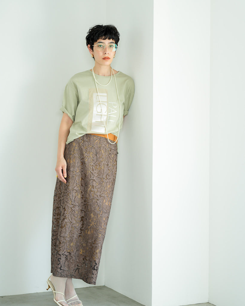  Glenn MartensメタリックプリントTシャツ メタリックプリントTシャツ – Lallia Mù
