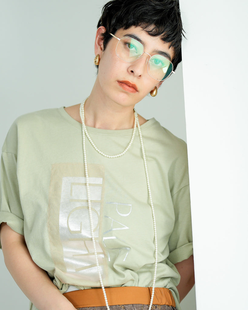  Glenn MartensメタリックプリントTシャツ メタリックプリントTシャツ – Lallia Mù
