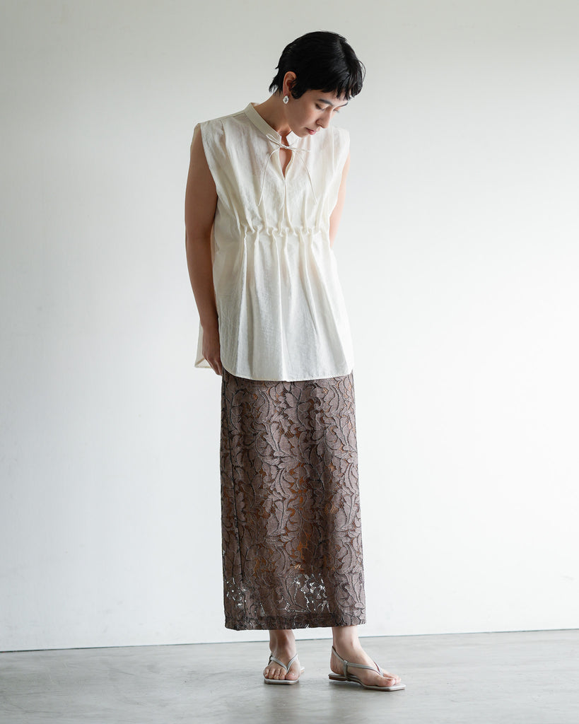 5/27発売]スモッキングノースリーブブラウス – Lallia Mù