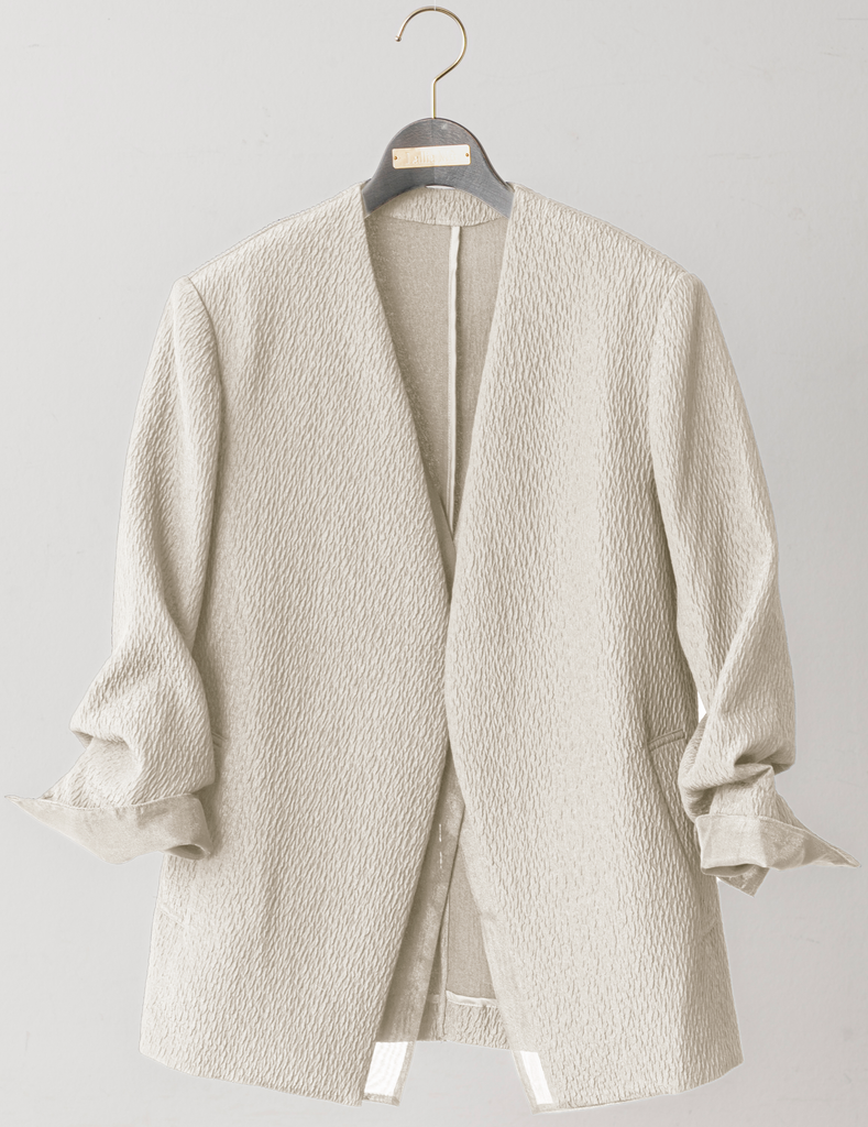 25SS 完売品 Lallia mu ラリアムー ノーカラーエンボスジャケット 25SS 完売品 Lallia mu ラリアムー ノーカラーエンボス